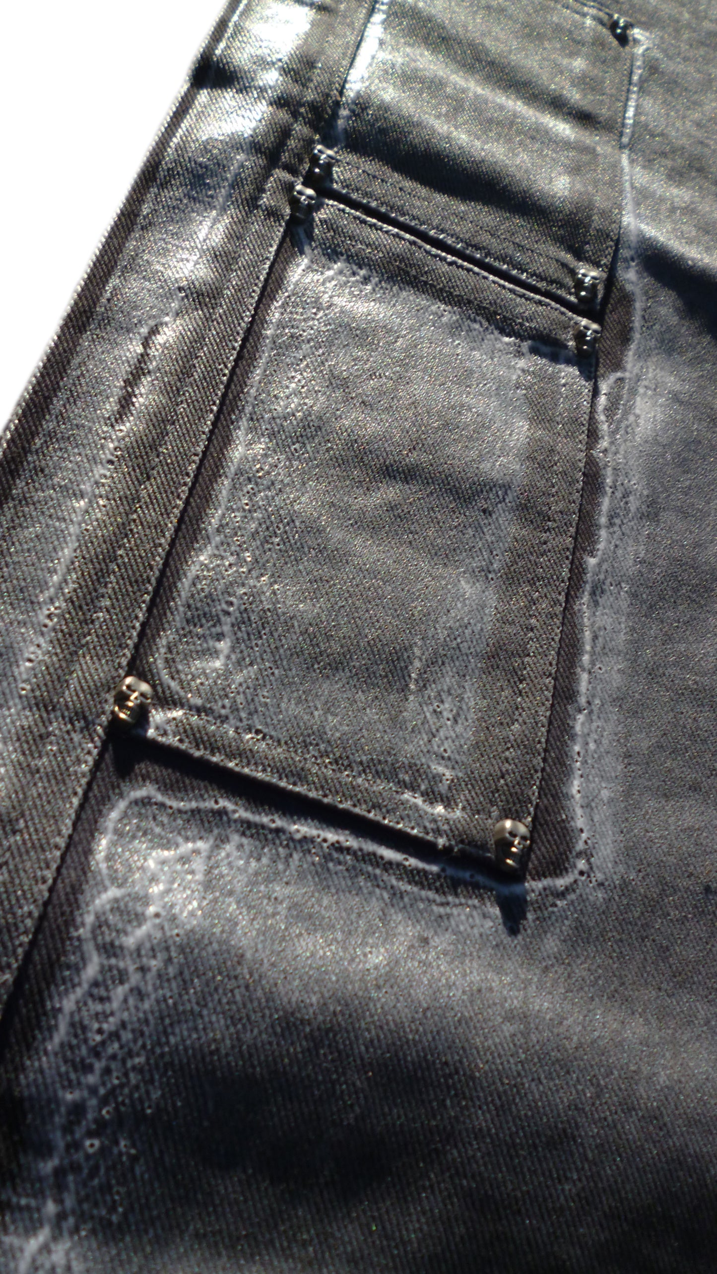 “Defective” waxed 14oz denim jeans
