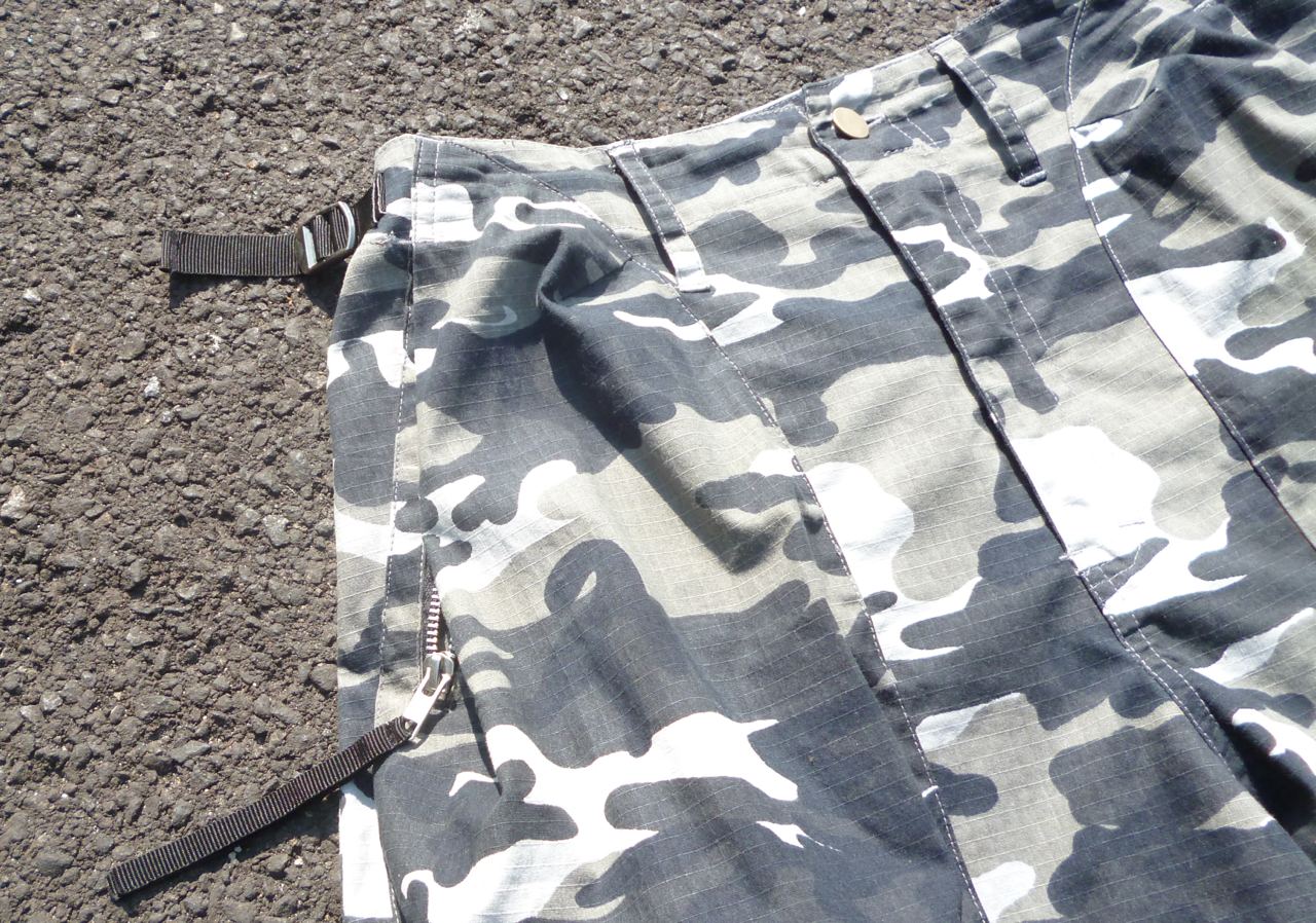 “Army” black white camouflage rip-stop pants.